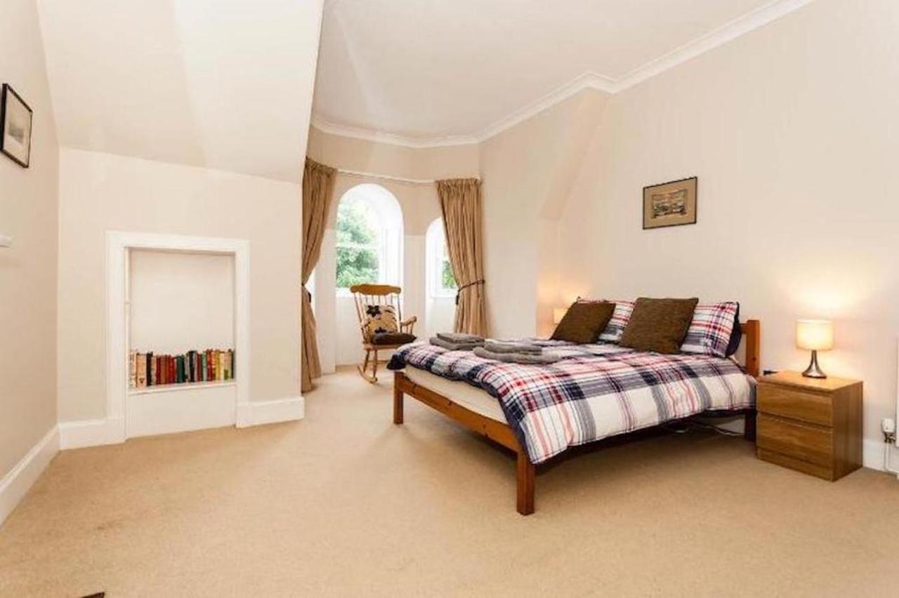 Entire, Central & Fully- Equipped Flat, West End Edimburgo Esterno foto